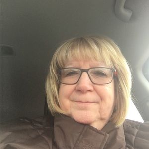 Meet your Posher, Deborah